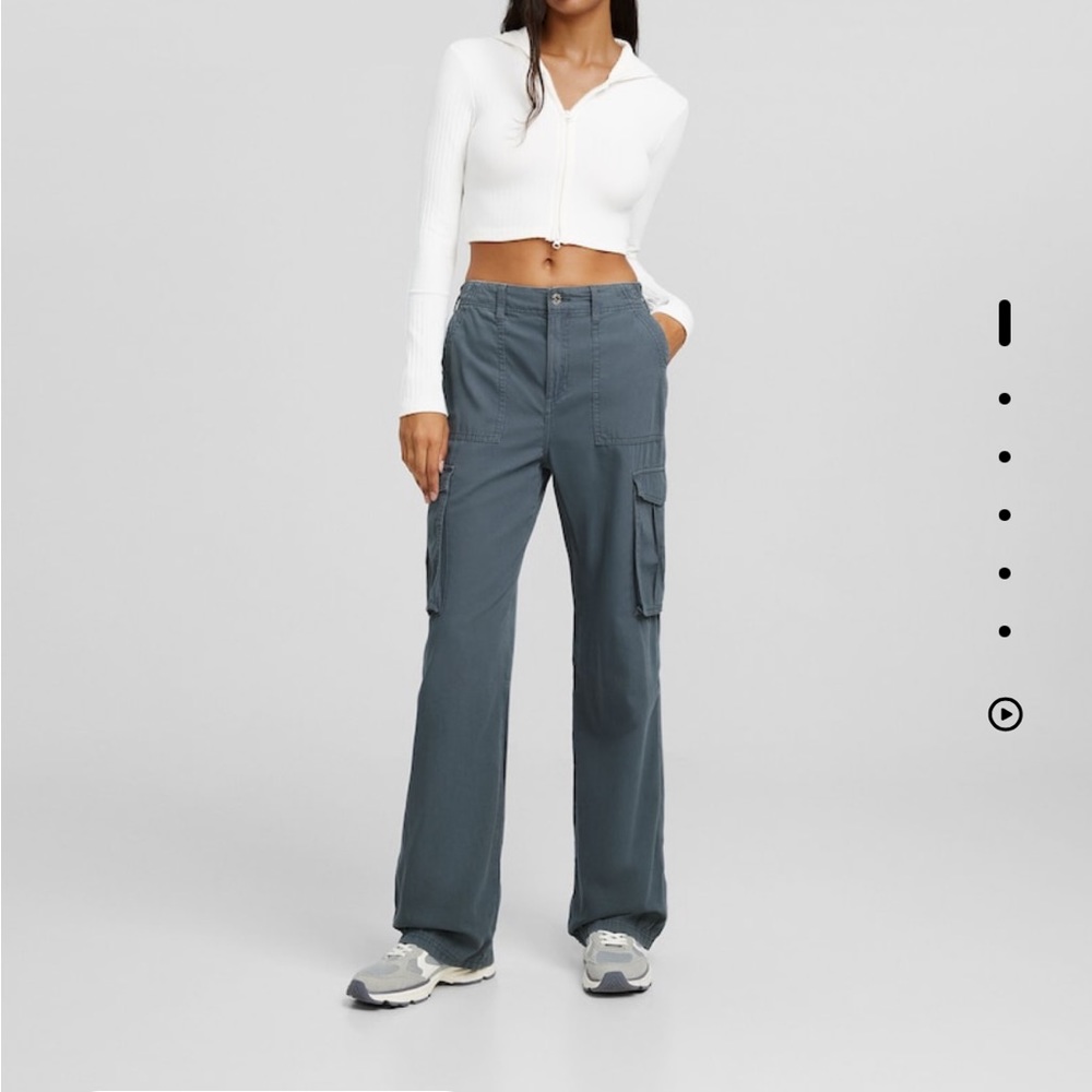 Bershka Adjustable Straight Fit Cargo Pants in Blue